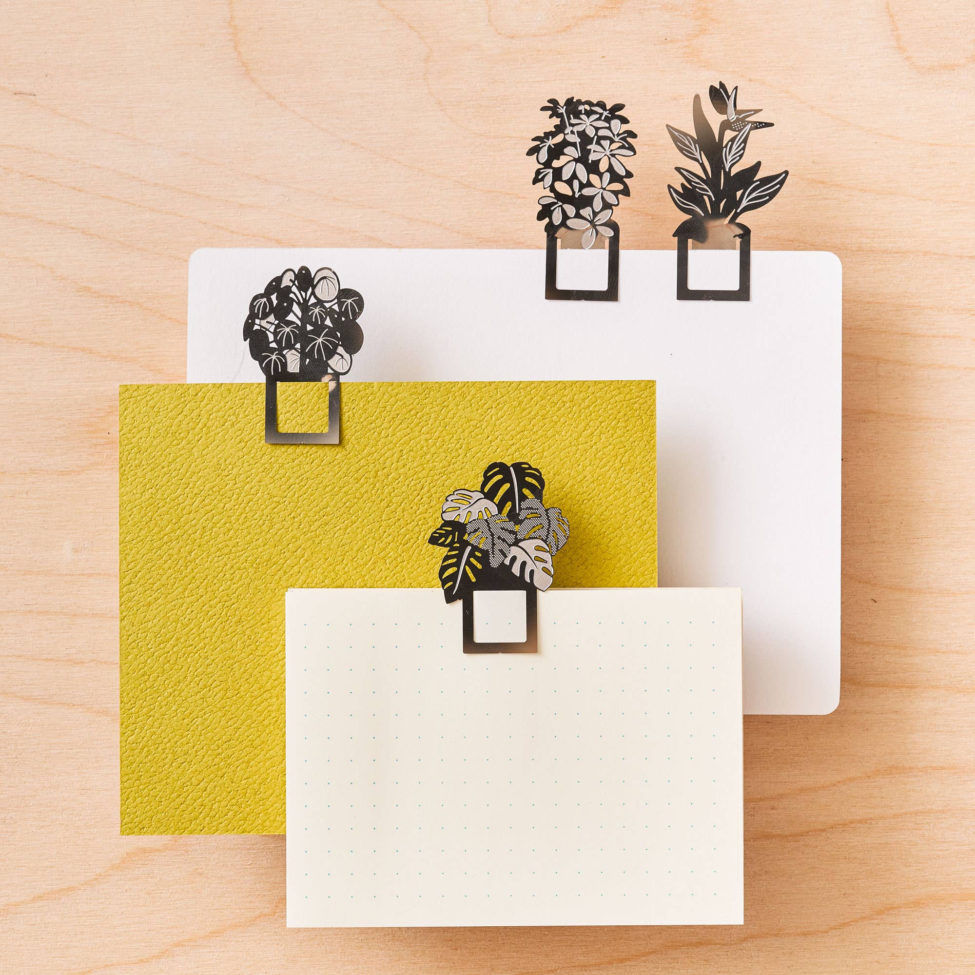 Houseplant Bookmarks – Set of 4 Metal Page Markers (2025 Edition) - Image 2