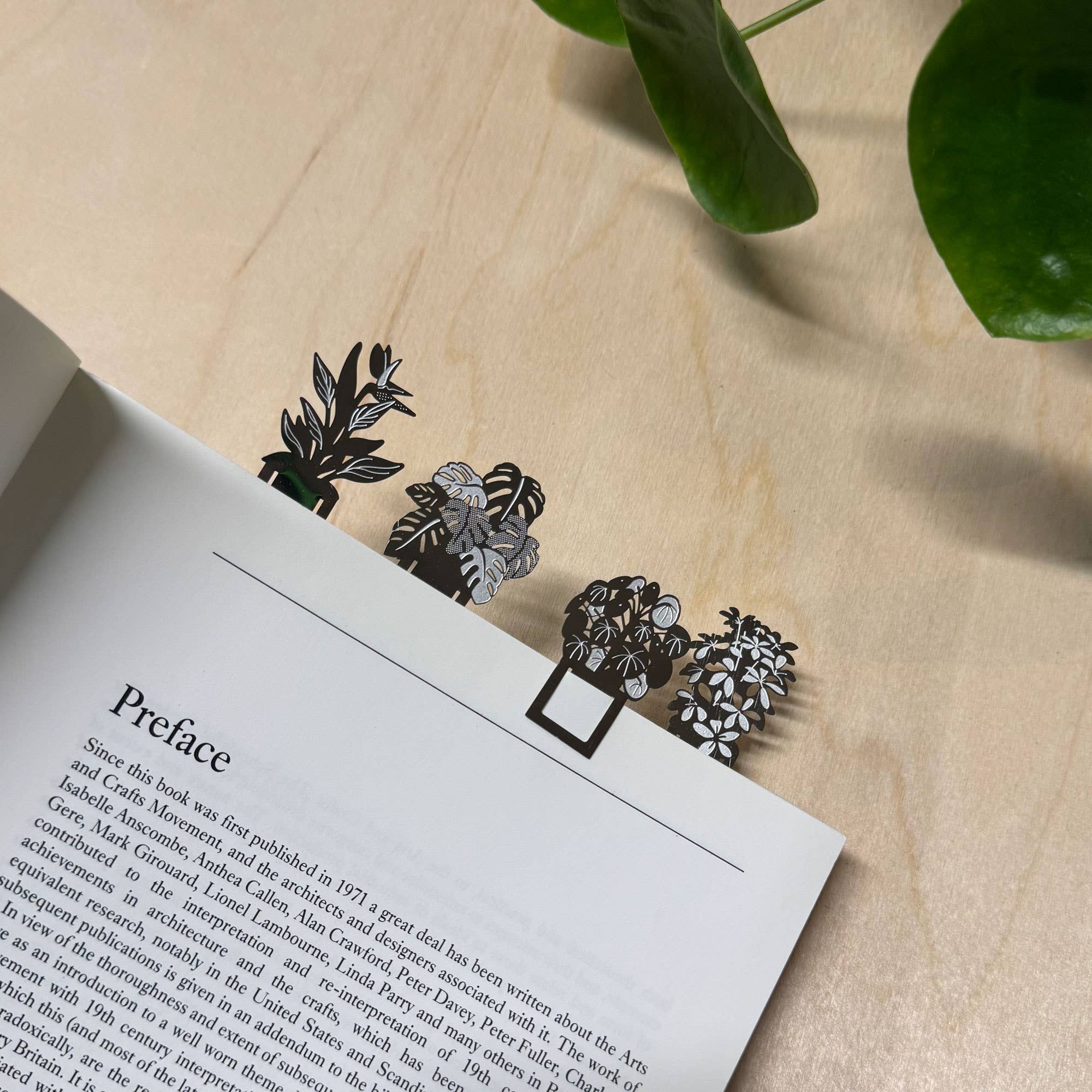 Houseplant Bookmarks – Set of 4 Metal Page Markers (2025 Edition) - Image 3