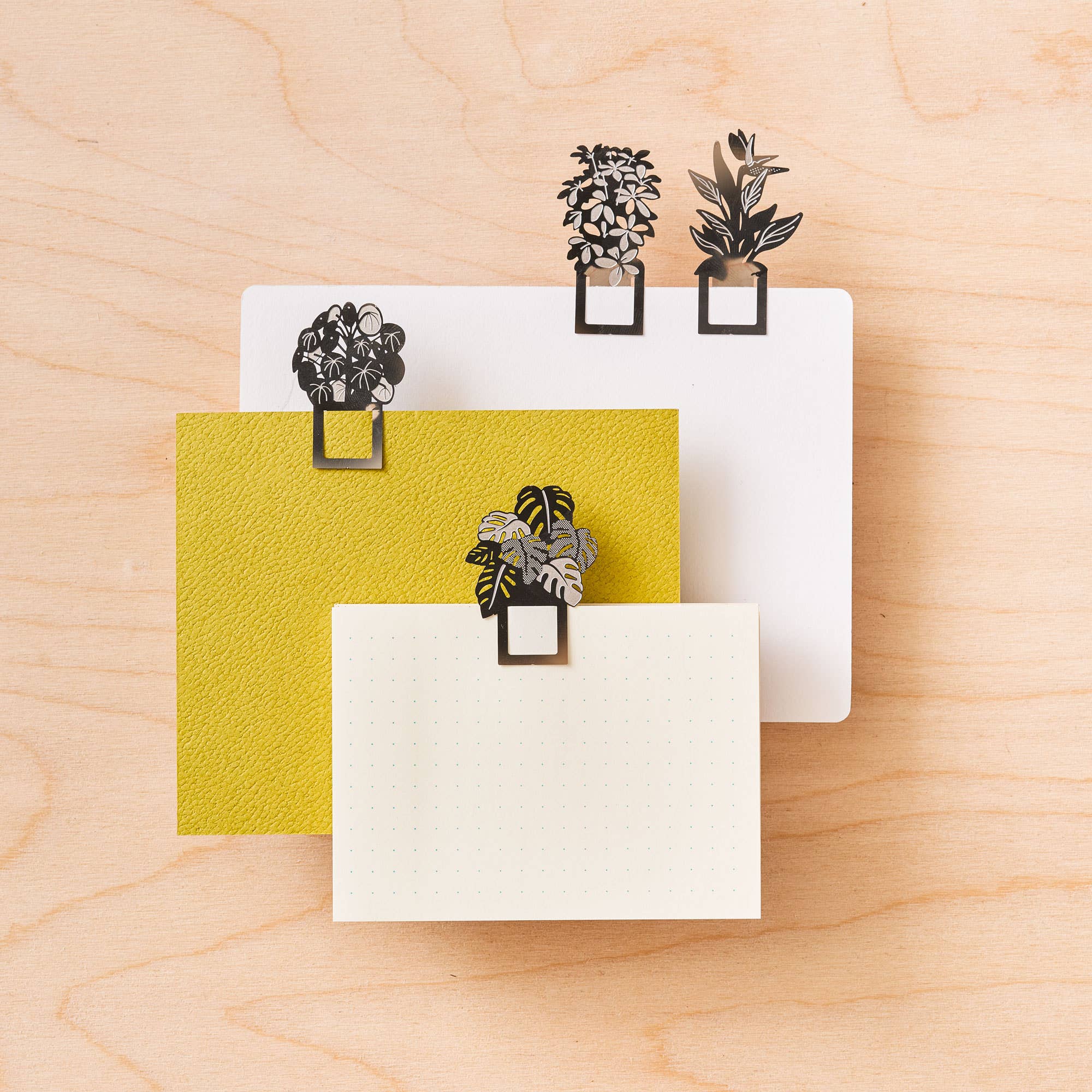 Houseplant Bookmarks – Set of 4 Metal Page Markers (2025 Edition) - Image 4
