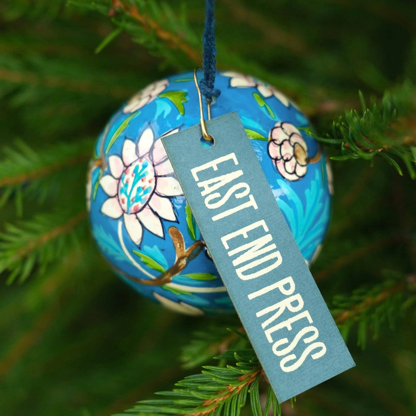 Cobalt Blue Flowers Bauble - Image 2