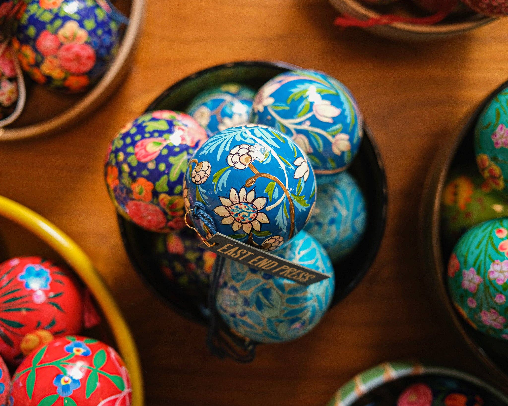 Cobalt Blue Flowers Bauble - Image 8