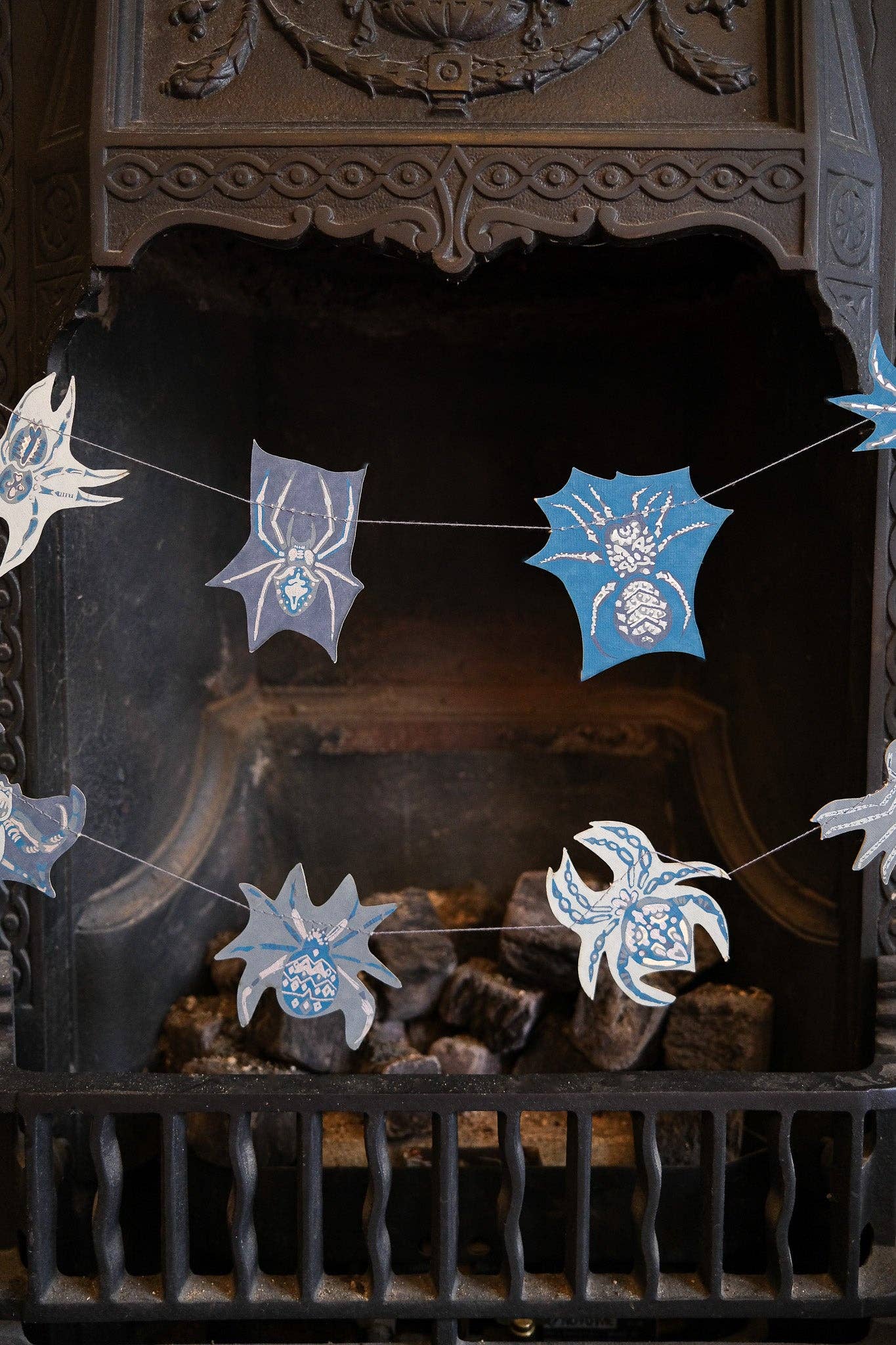 Creeping Spider Sewn Garland - Image 11