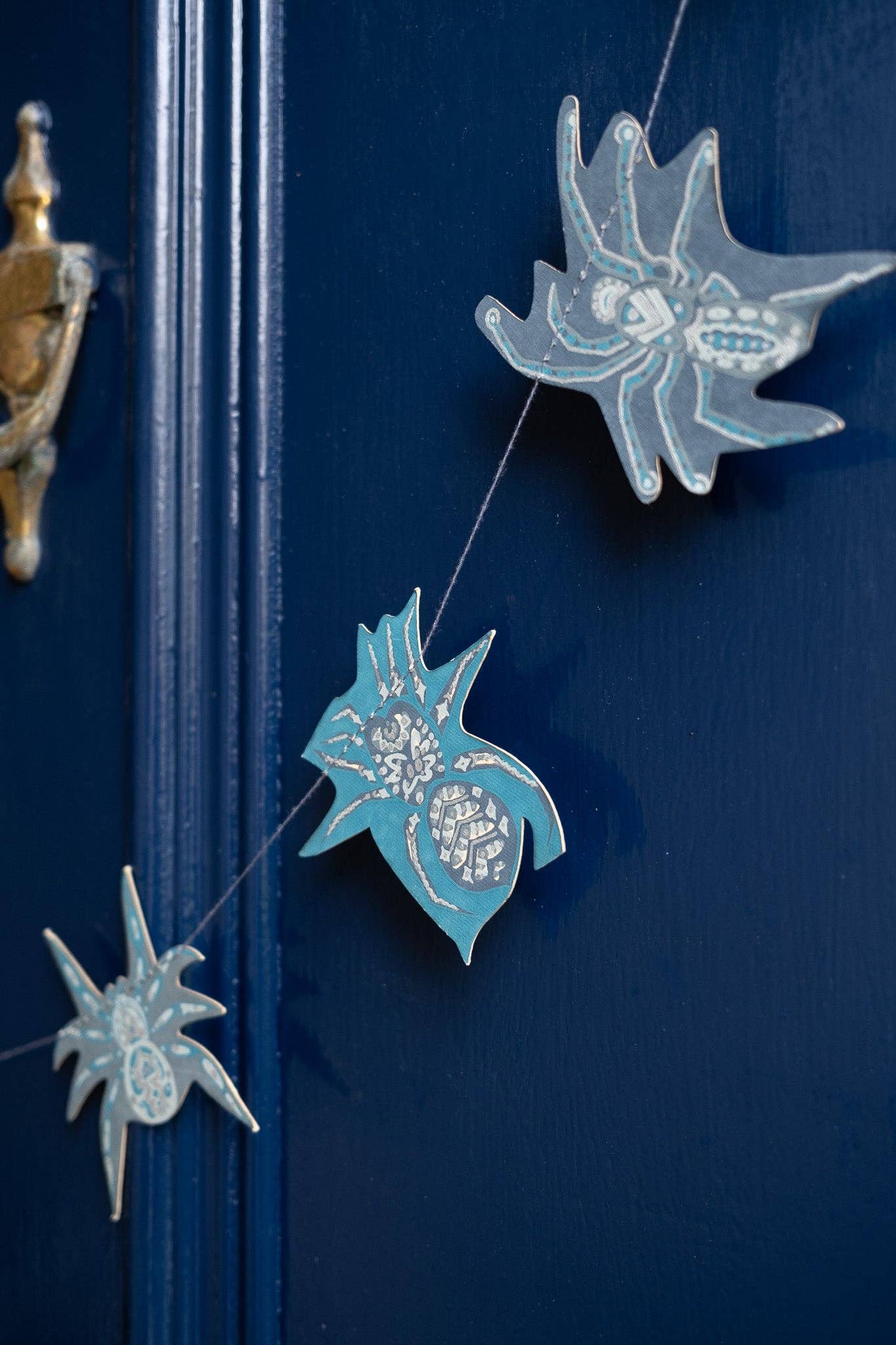 Creeping Spider Sewn Garland - Image 8