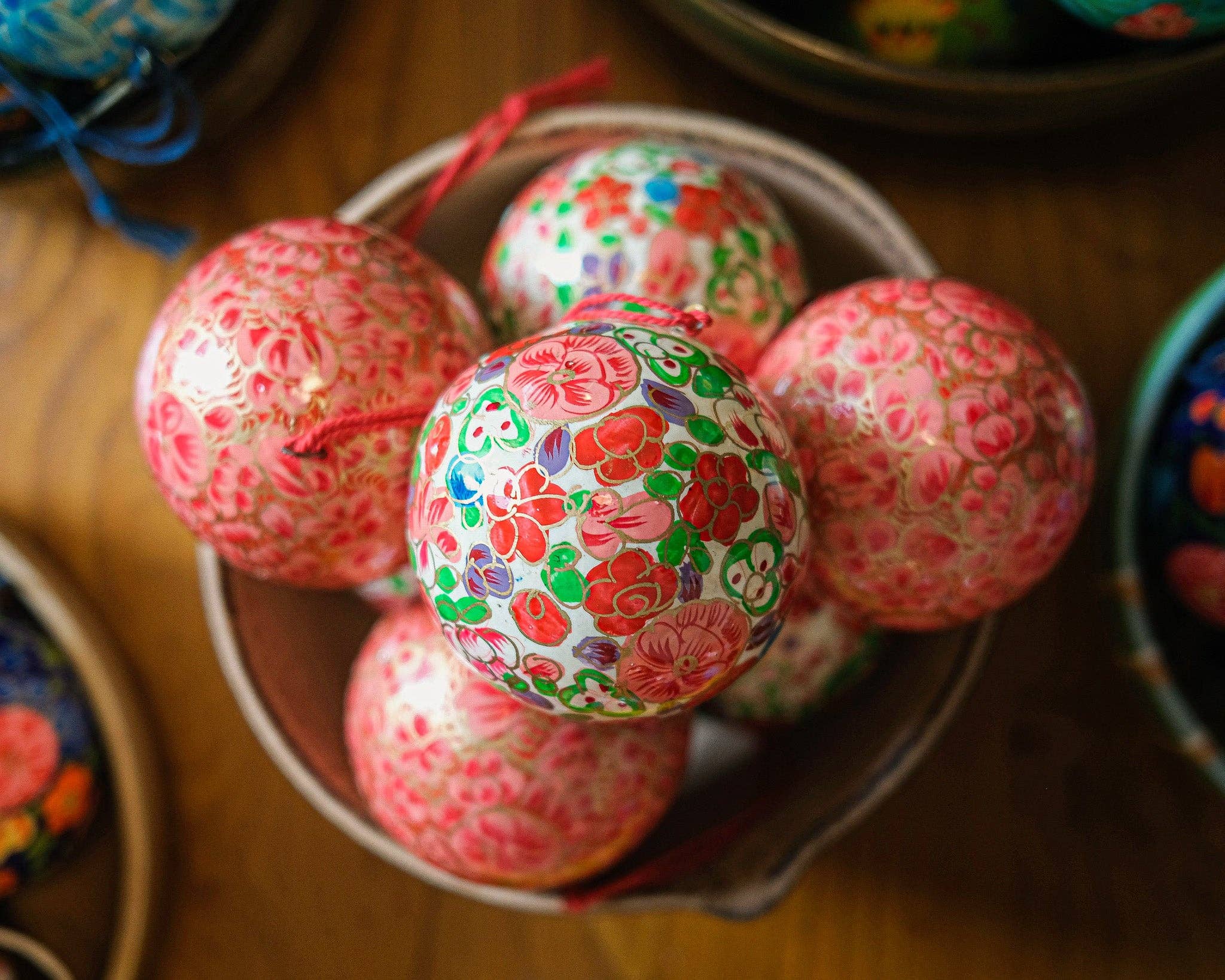 Crimson Flowers Bauble - Image 11