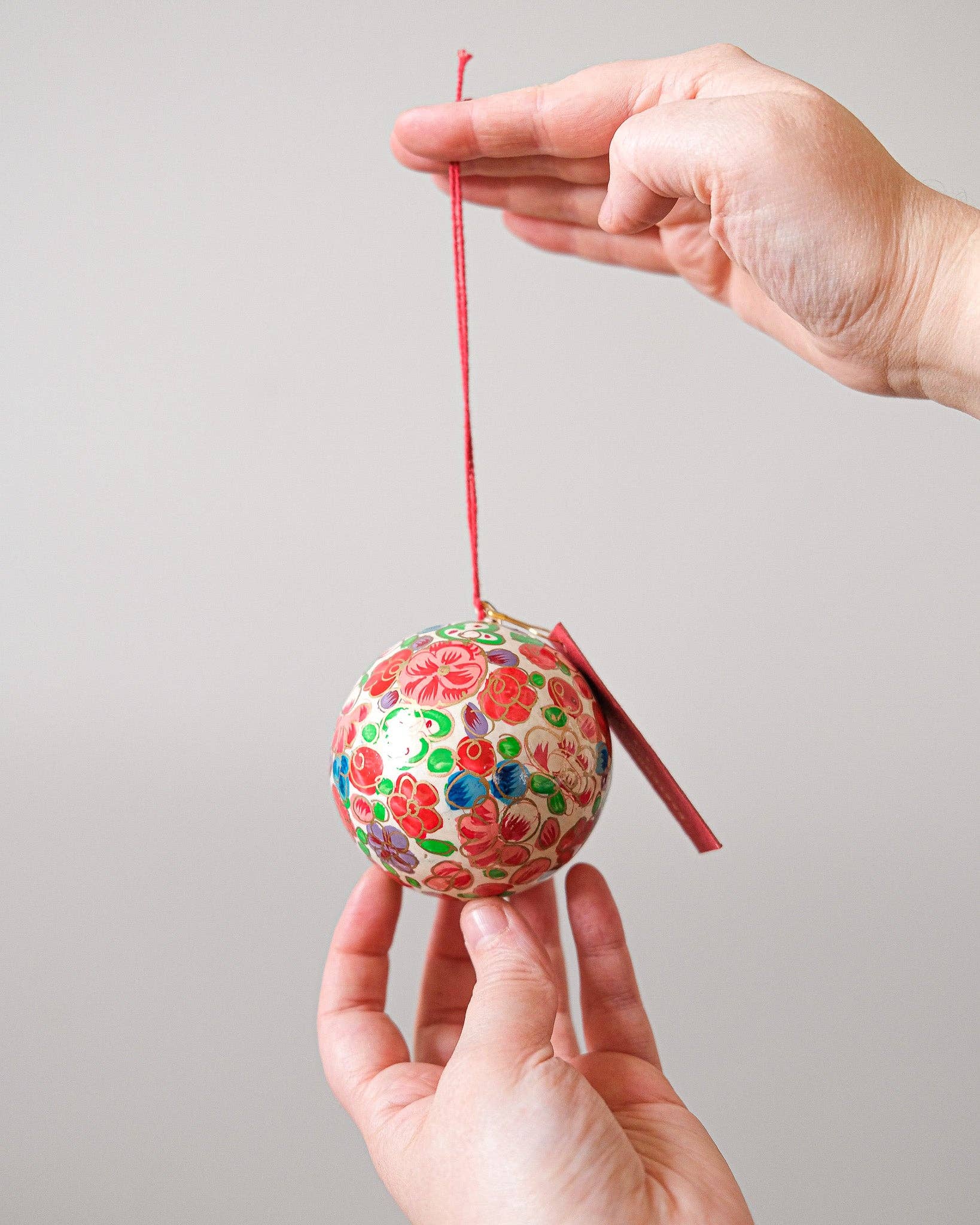 Crimson Flowers Bauble - Image 5