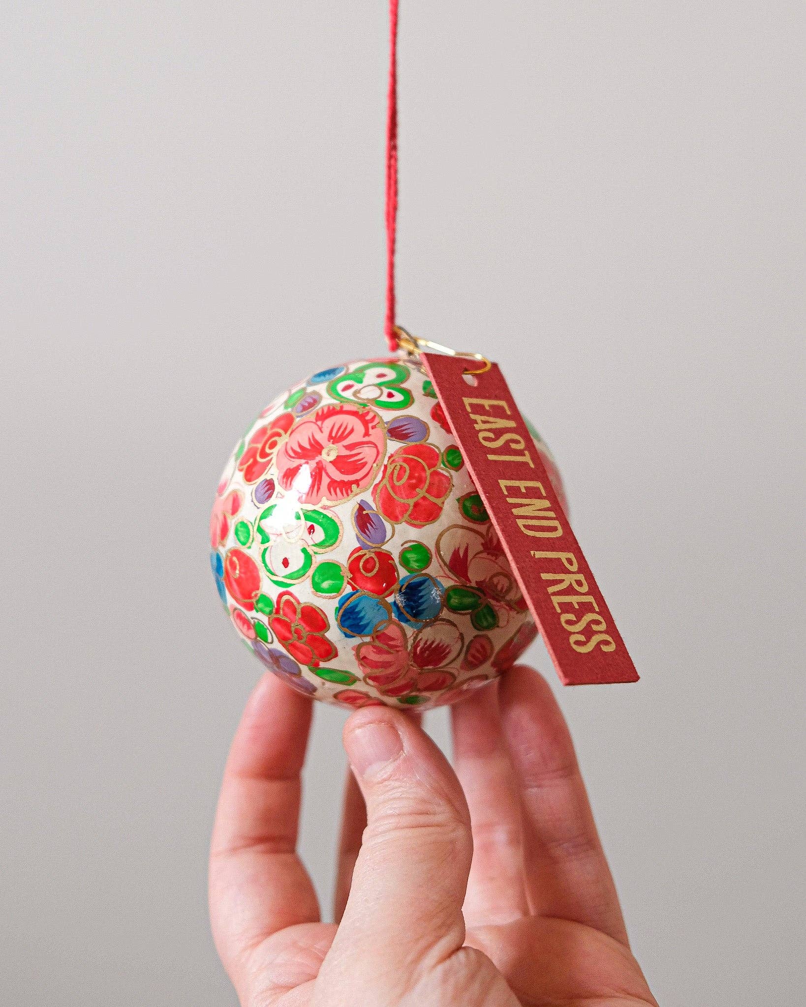Crimson Flowers Bauble - Image 8
