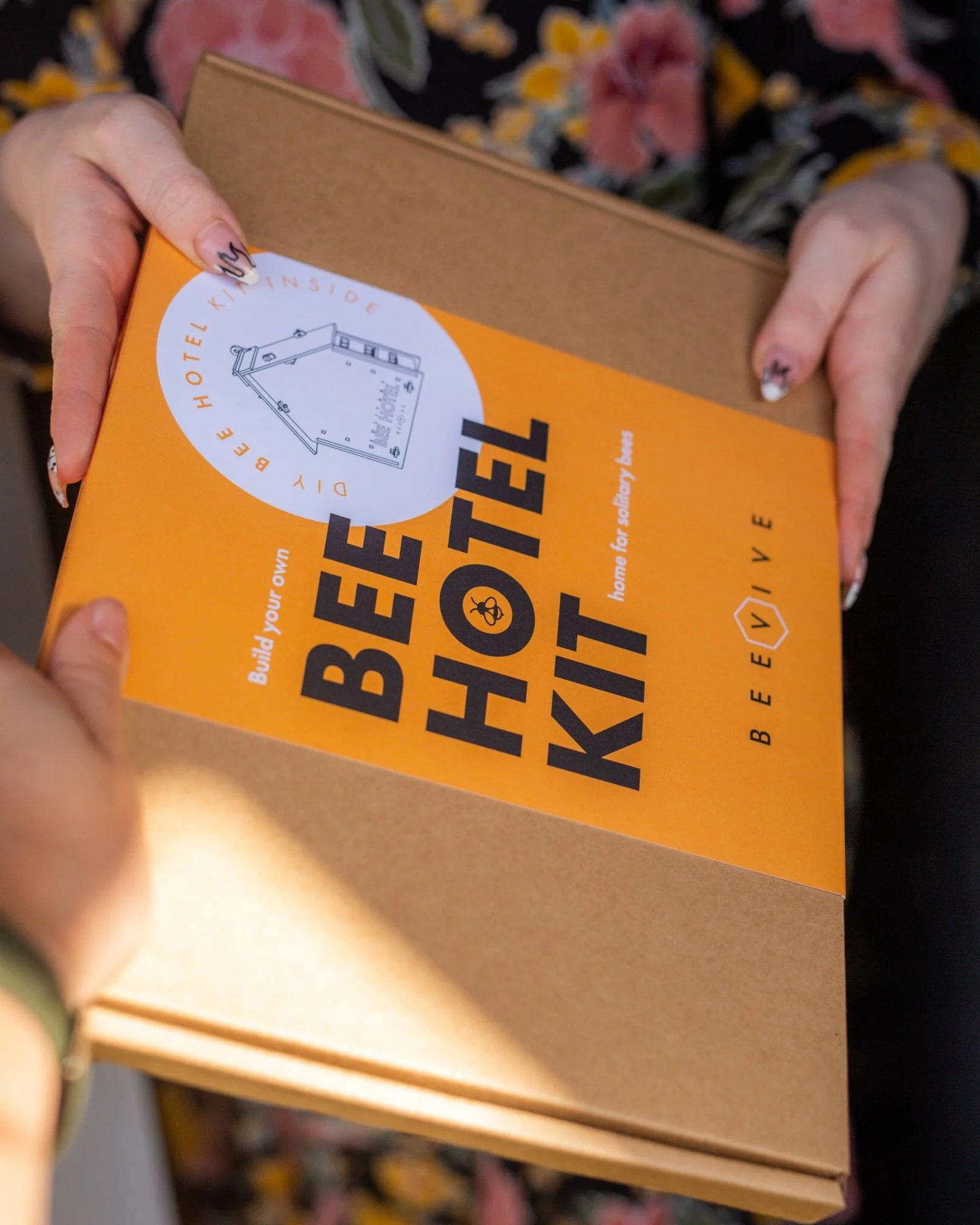 DIY Bee Hotel Kit - Image 8