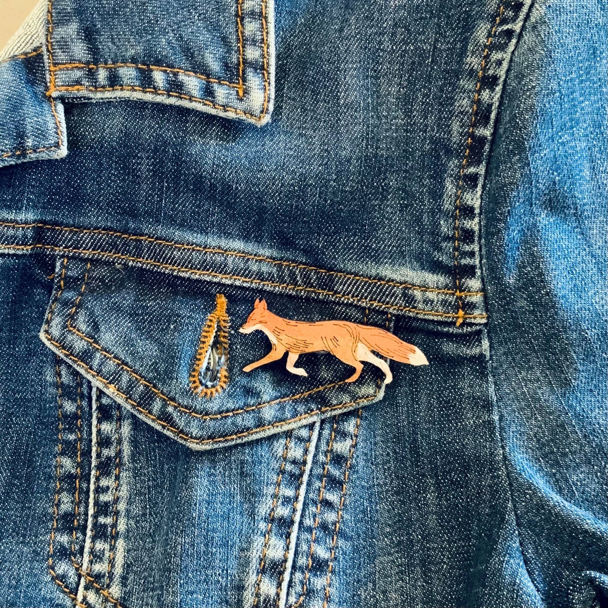 Fox Mini Pin Brooch - Image 3