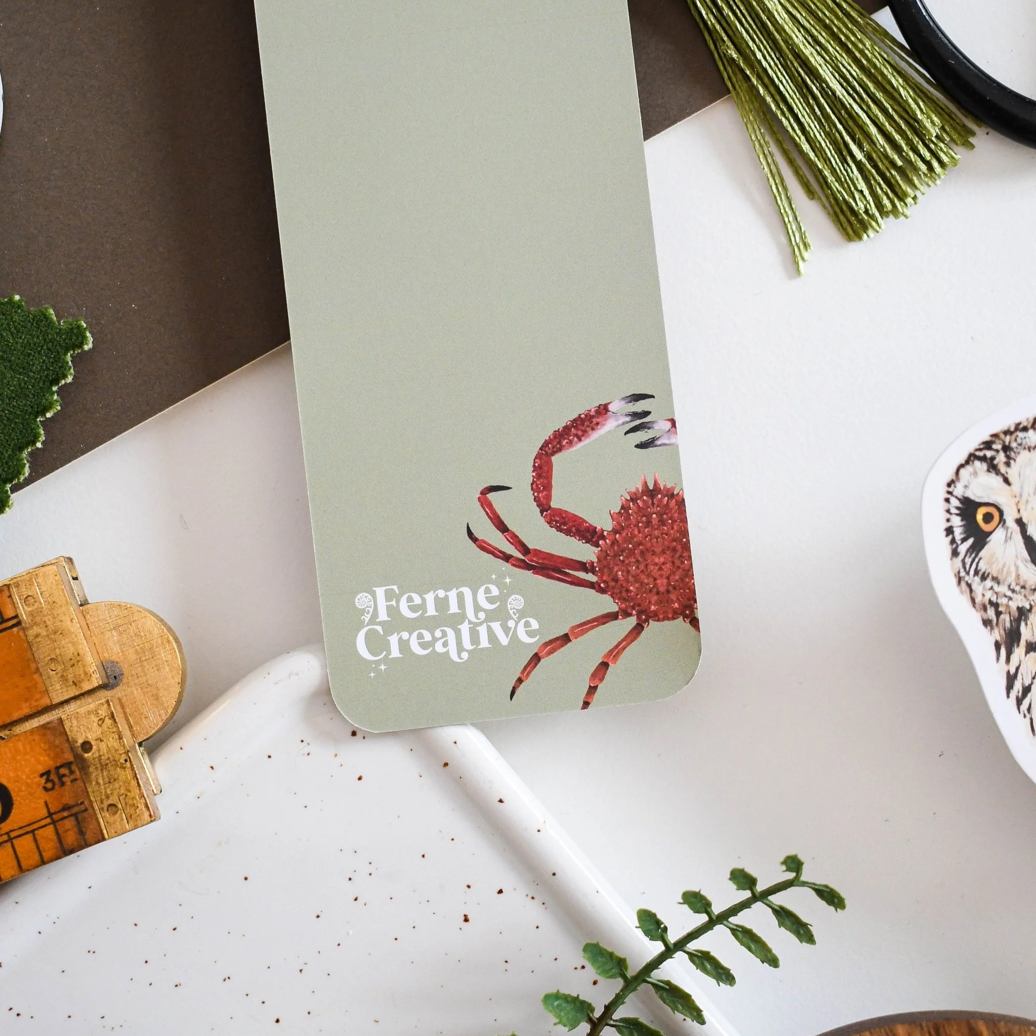 Green British Wildlife Bookmark – Illustrated by Ferne Creative - Image 2