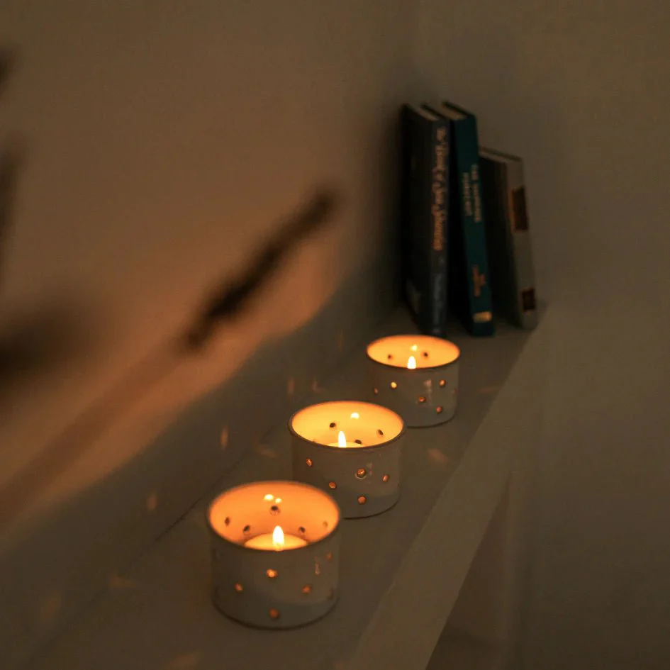 Green Vine Scented Tealights - Image 3