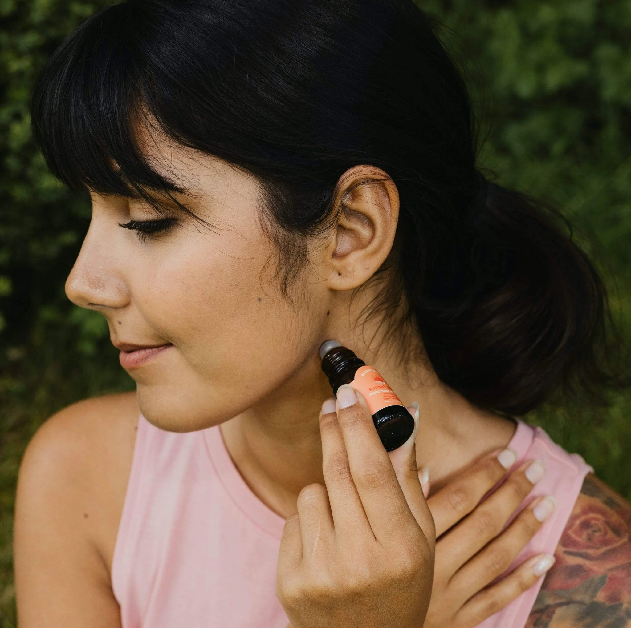 Heart Chakra Aromatherapy Roll On - Image 3