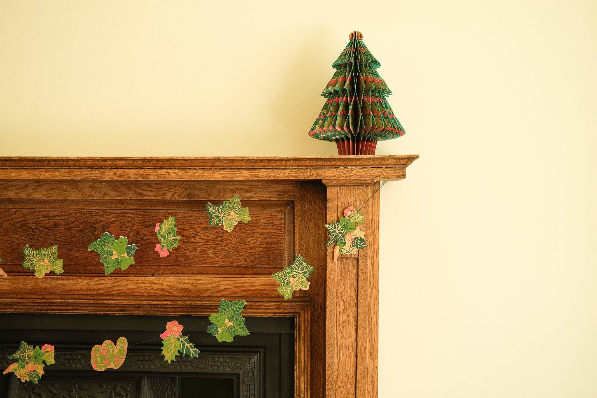 Holly and Ivy Sewn Garland - Image 5