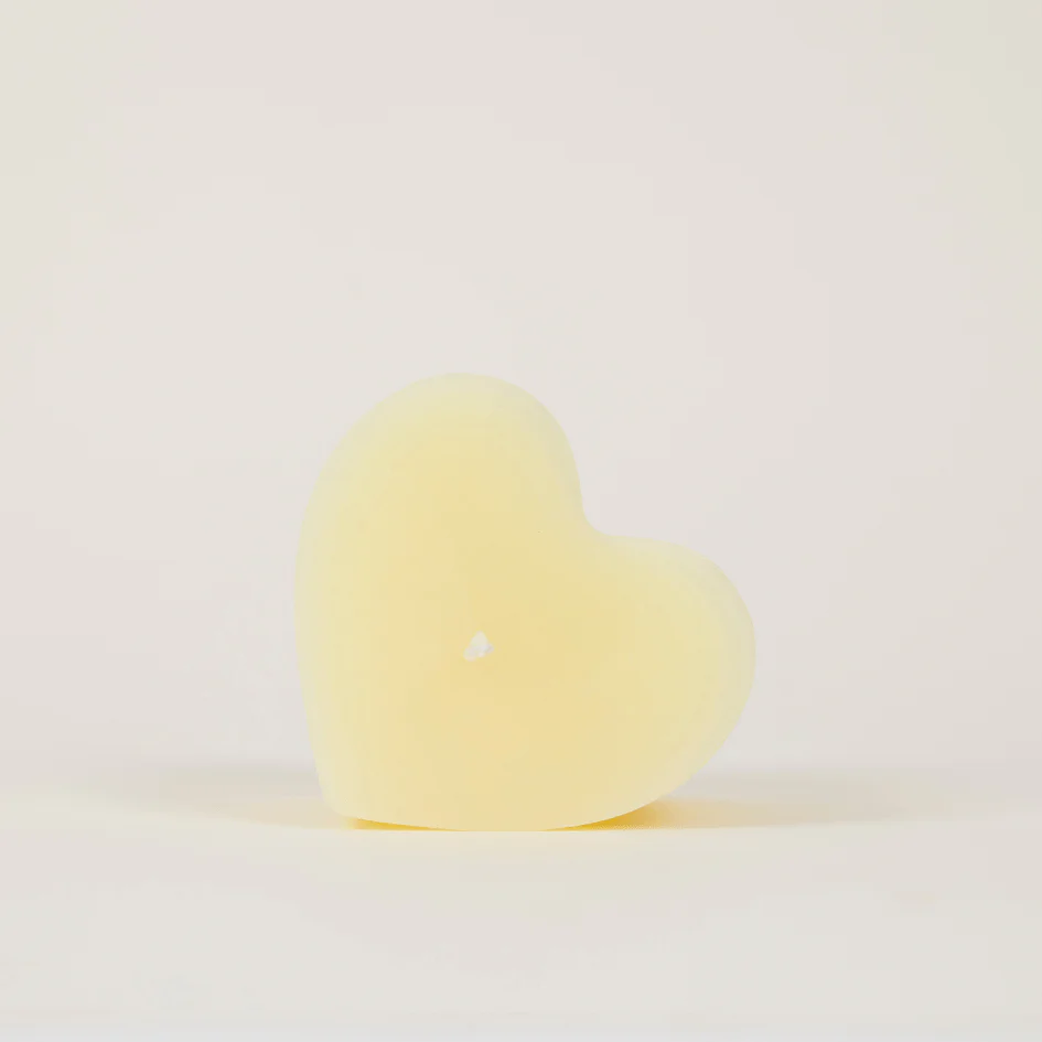 Ivory Mini Pillar Heart Candle - Image 3