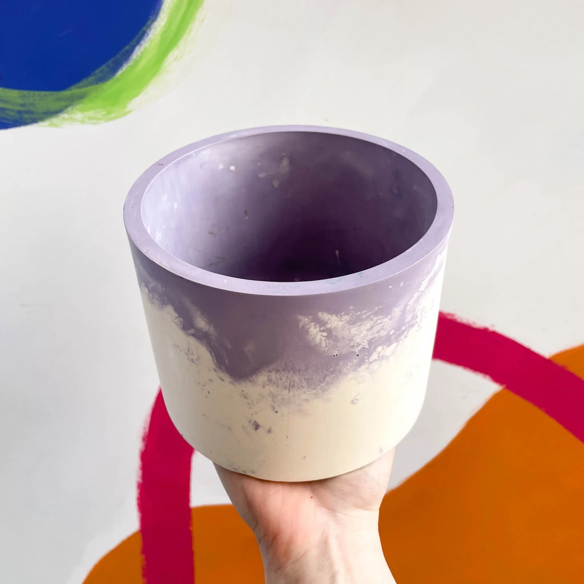 Lilac and White Jesmonite Pot - Image 2