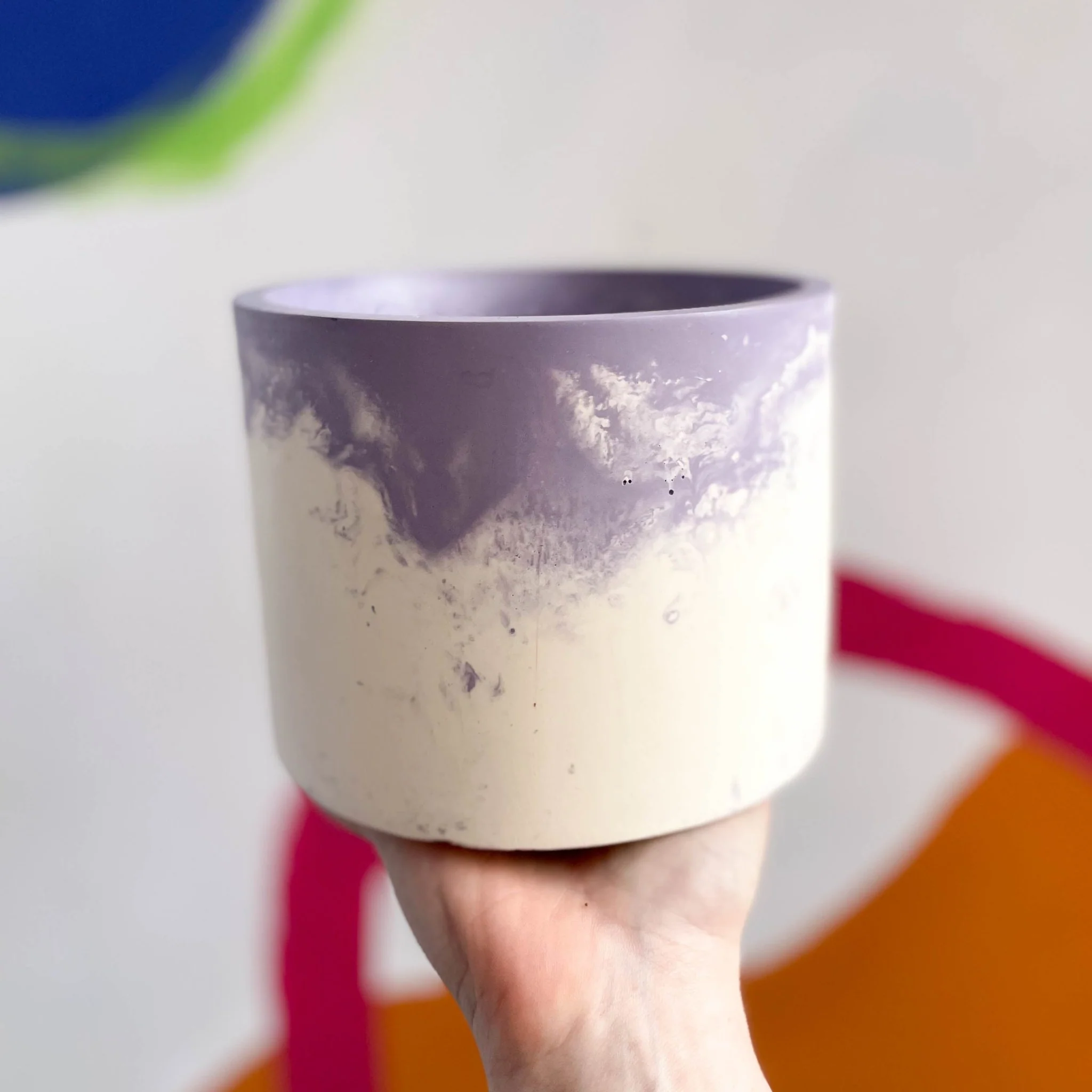 Lilac and White Jesmonite Pot - Image 3