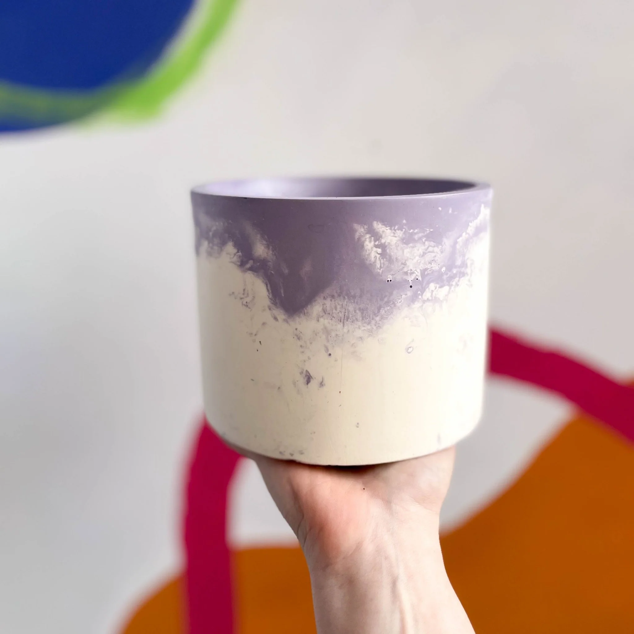 Lilac and White Jesmonite Pot - Image 4