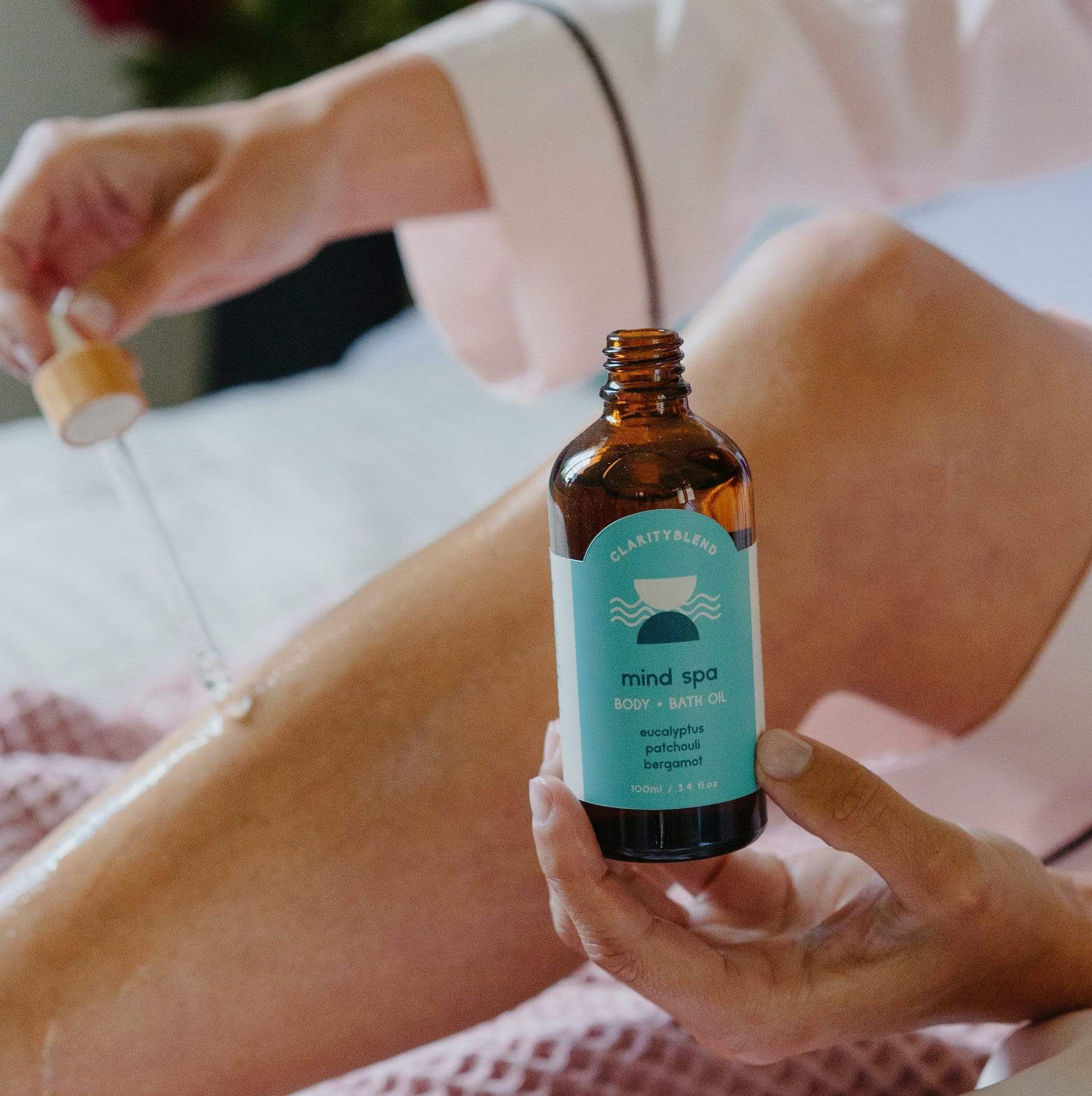 Mind Spa™ Aromatherapy Body & Bath Oil - Image 3