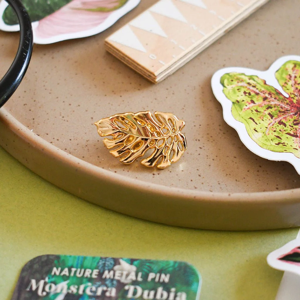 Monstera dubia Gold Metal Pin – RHS Collaboration with Ferne Creative - Image 2