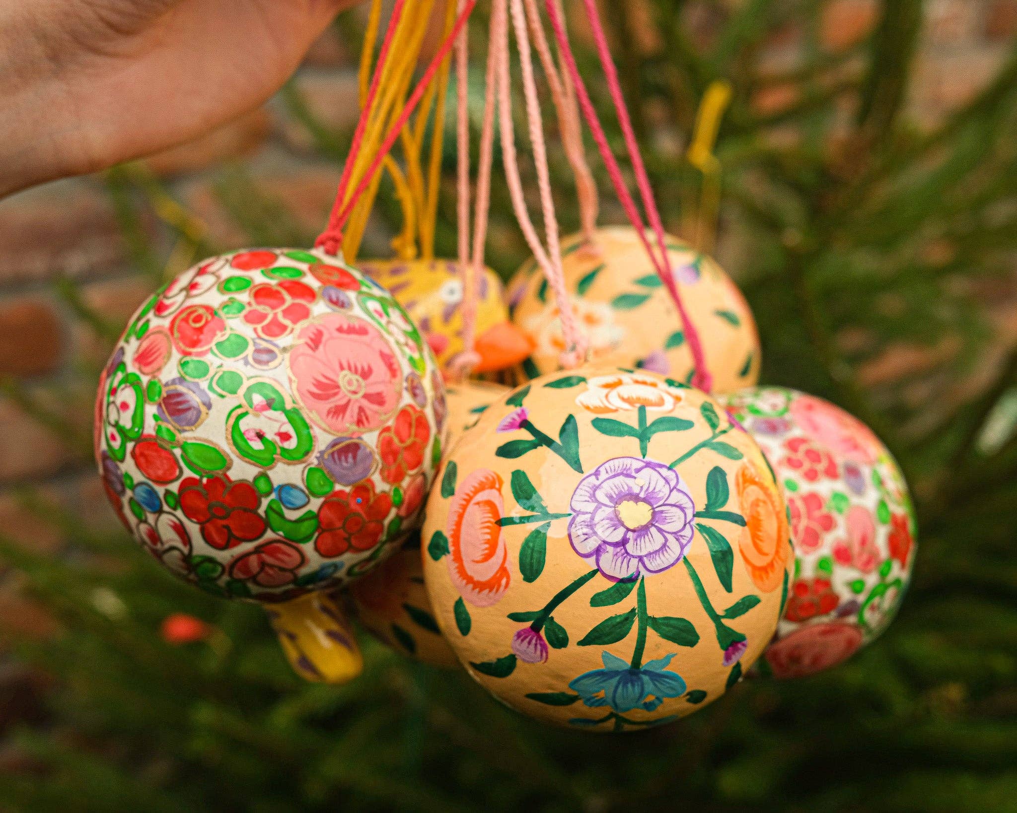 Peach Garden Bauble - Image 8