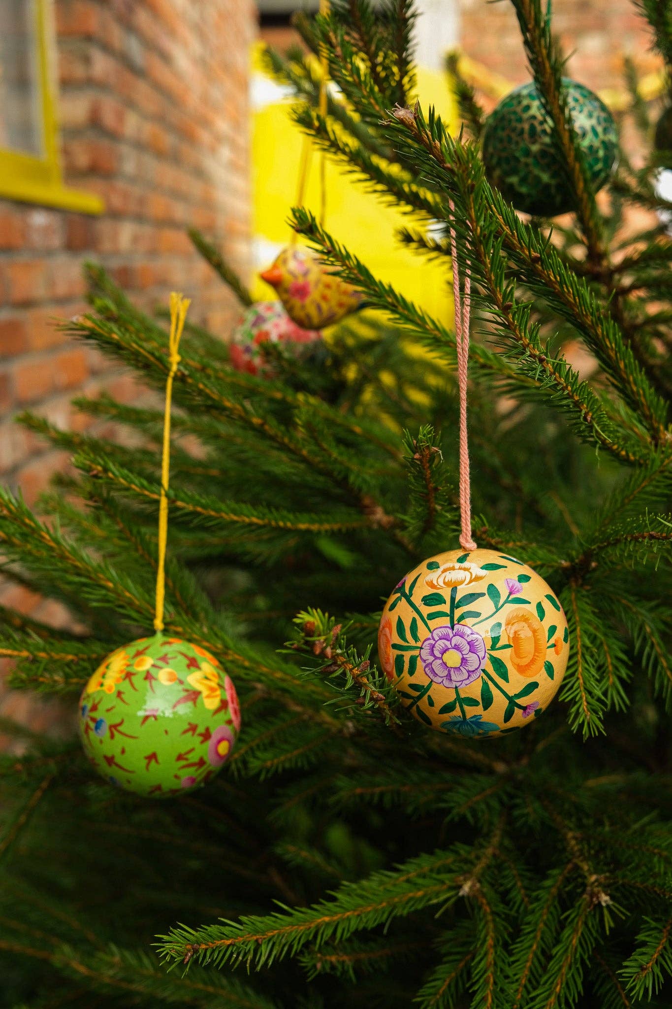 Peach Garden Bauble - Image 9