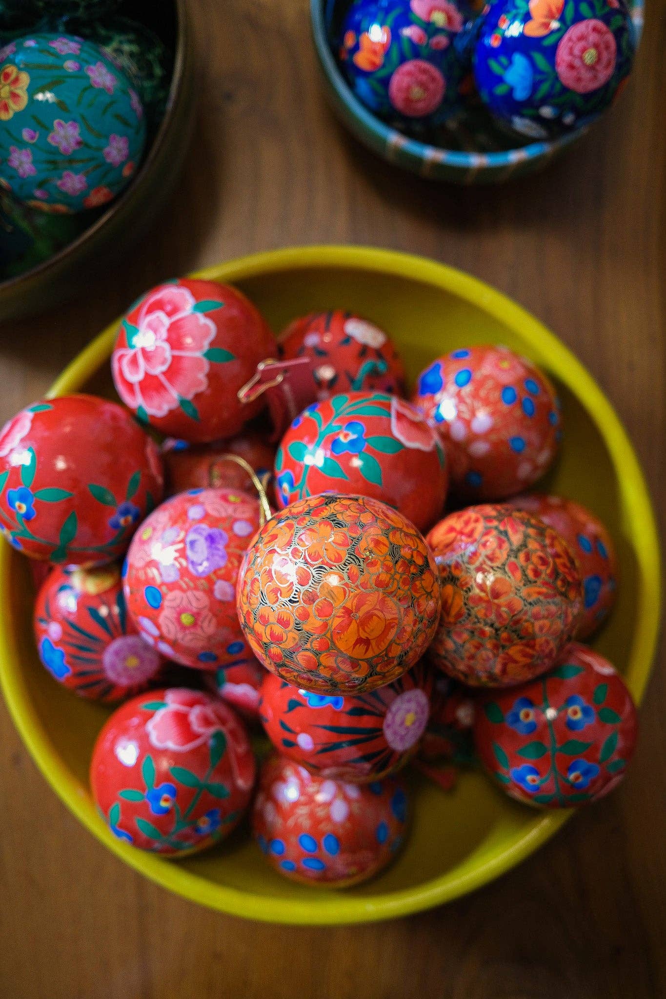 Red and Gold Bauble - Image 2