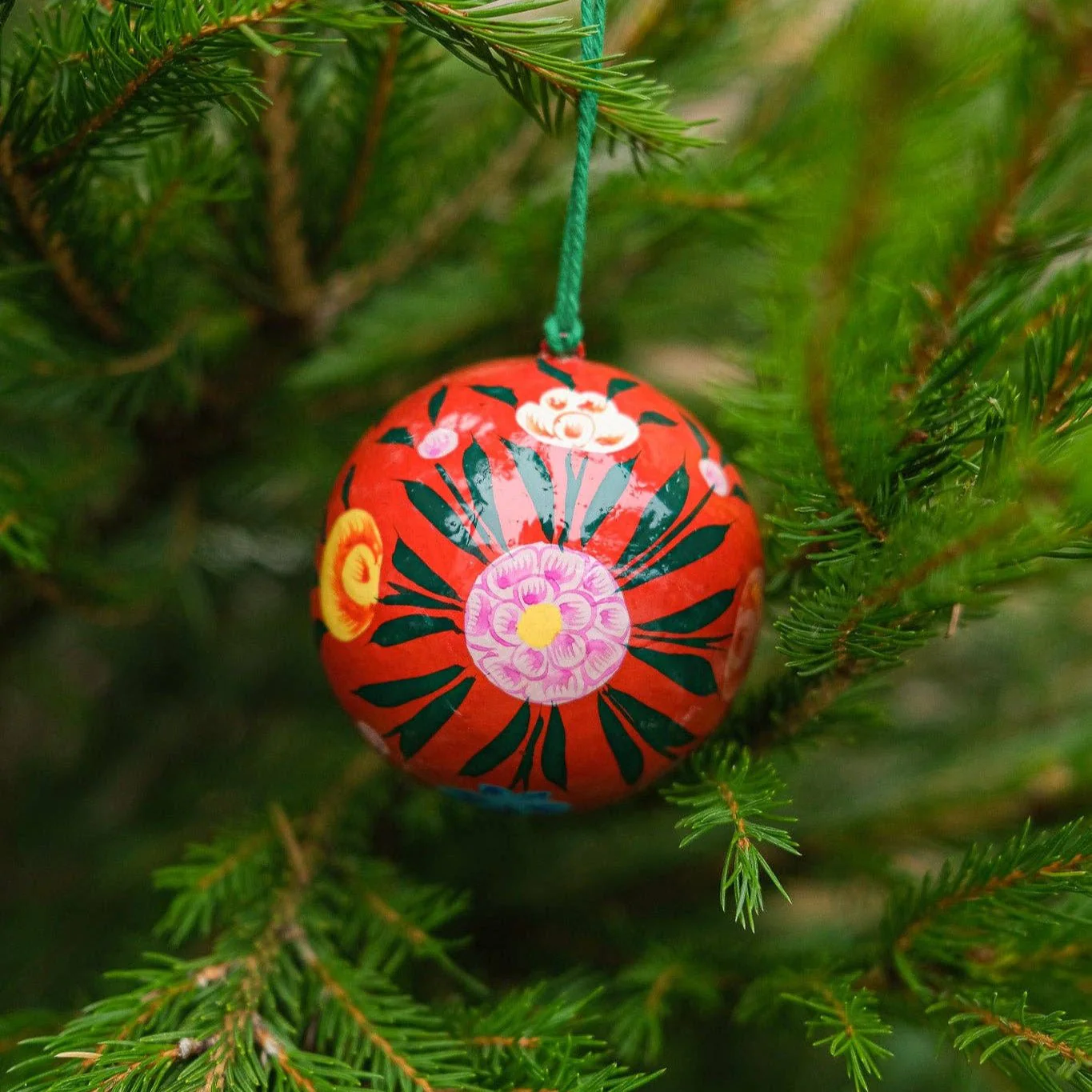 Red Bouquet Bauble - Image 2