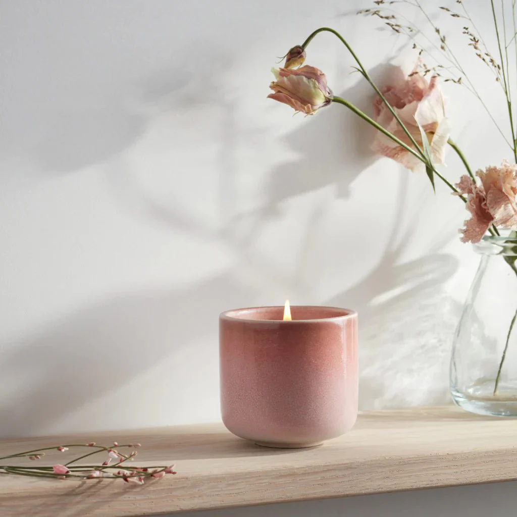 Sweet Pea Candle in Pink Garden Path Ceramic Pot - Image 2