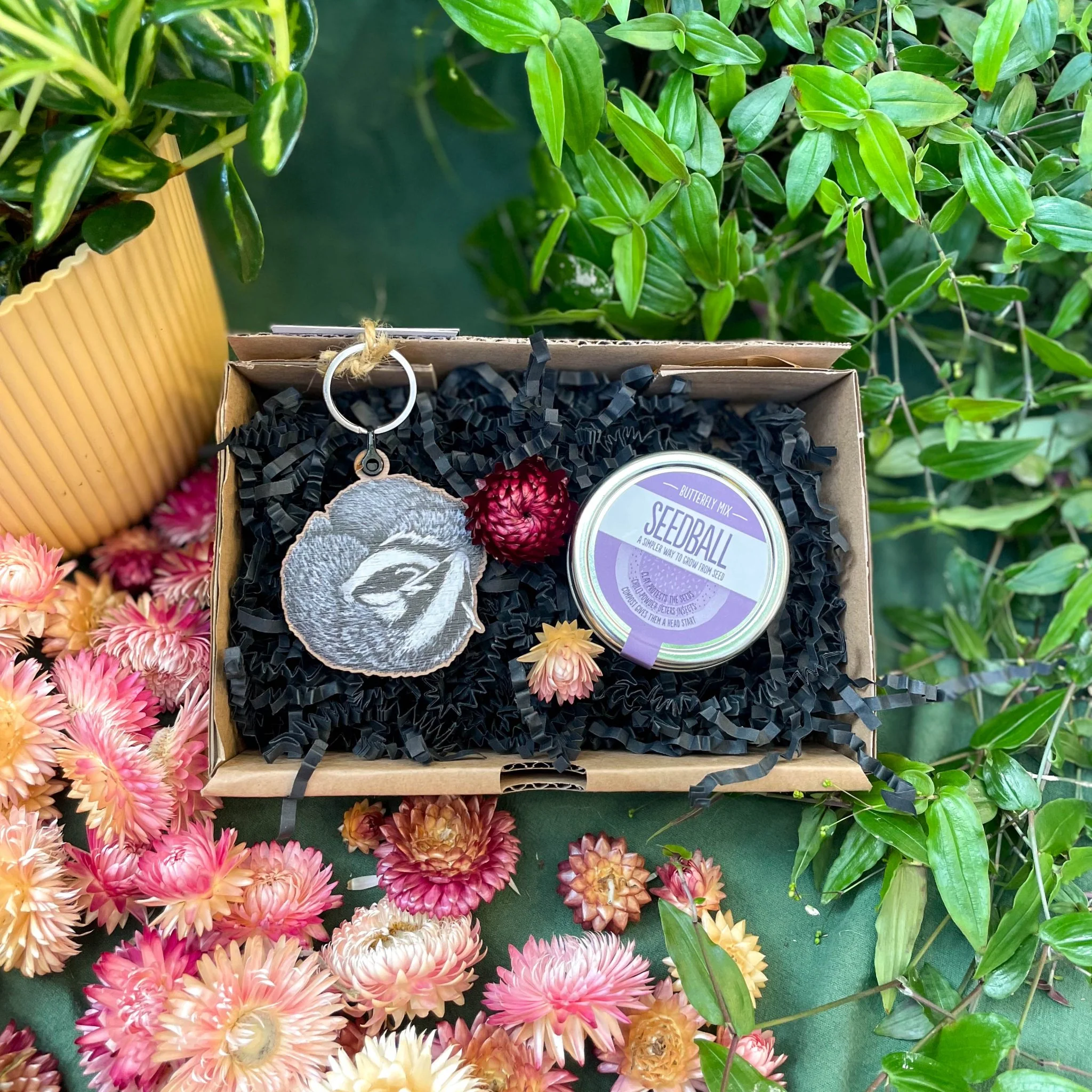 The Nature Lover Mini Gift Set - Wooden Keyring and Wildflower Seeds - Choose your own! - Image 15