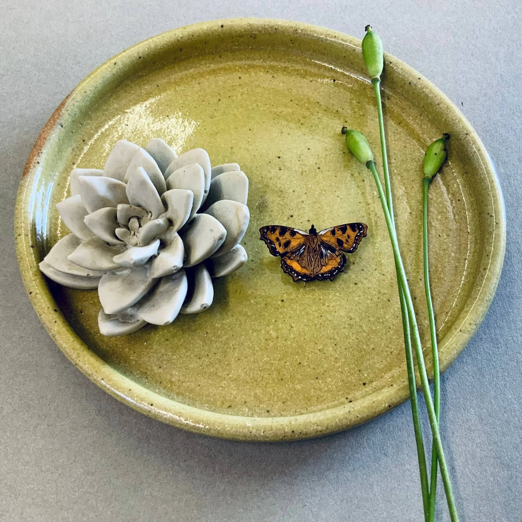 Tortoiseshell Butterfly Mini Pin Brooch - Image 2