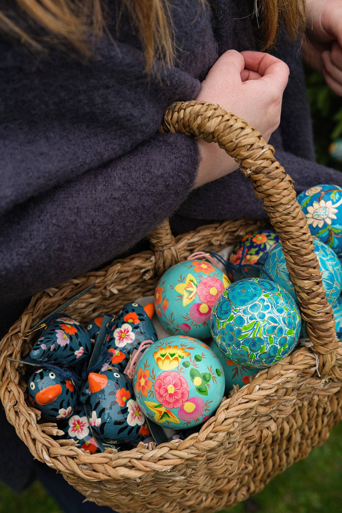 Turquoise Flowers Bauble - Image 2