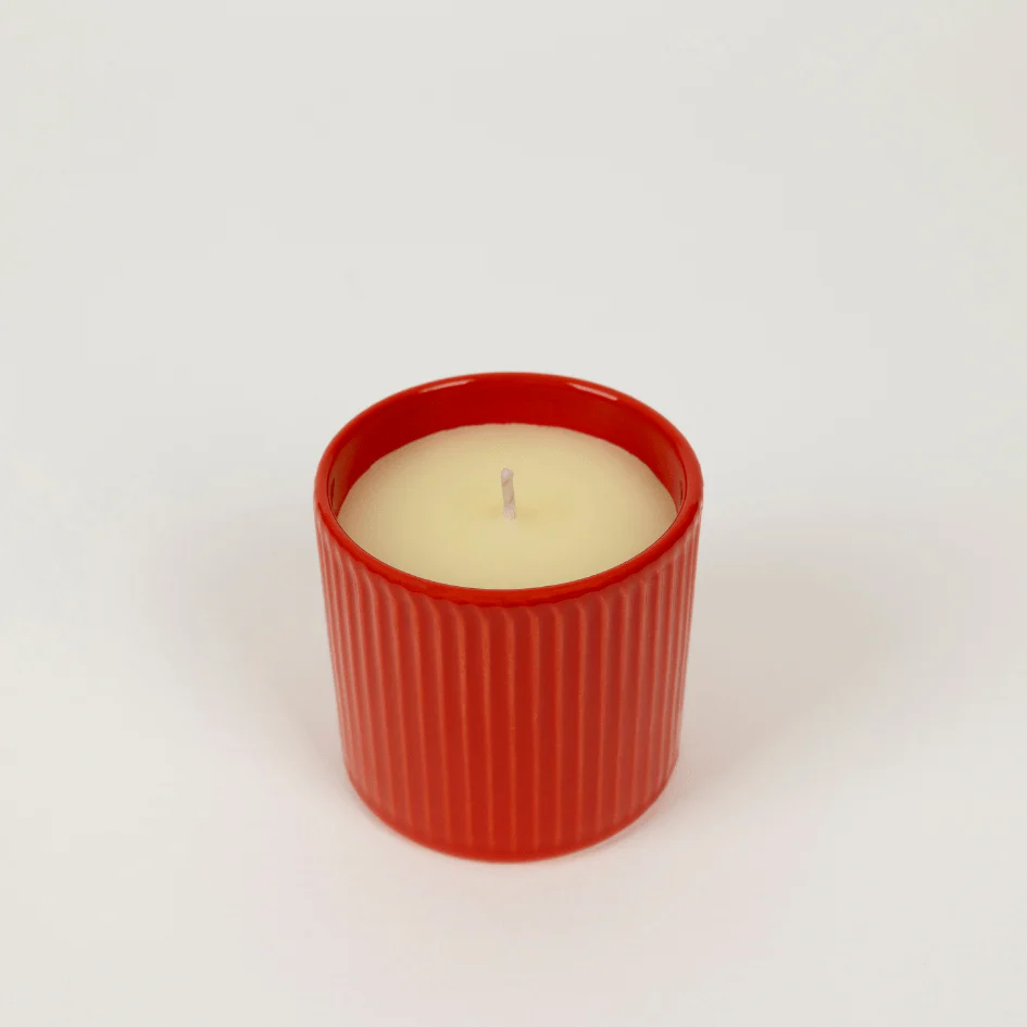 Wild Rhubarb Candle in Ceramic Artist Pot - Image 4